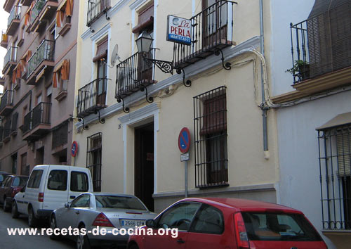 Fbrica y lugar de venta de mantecados La Perla